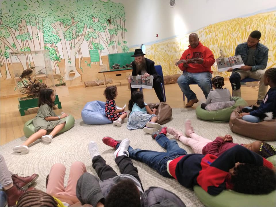 Geoffrey Davis book reading at Brooklyn Children's Museum